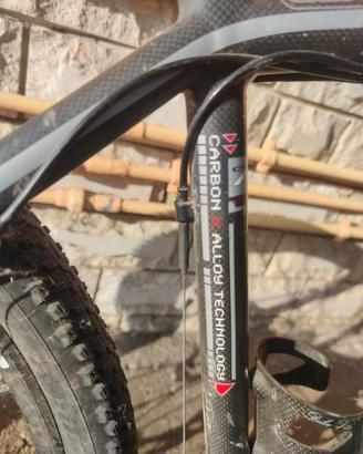 Mountain bike Carraro carbon