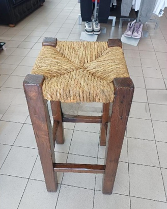 . Sgabello legno sfoderato paglia 