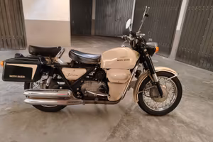 Guzzi epoca nuovo falcone
