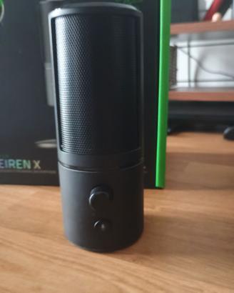 Razer Seiren-X