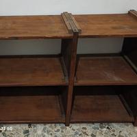 Libreria in legno massiccio 