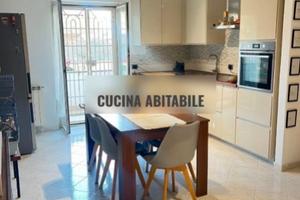 CiAMPINO TRILOCALE ARREDATO CON GIARDINO PRIVATO