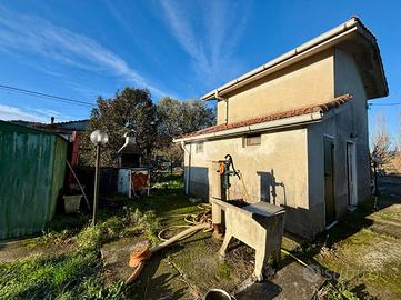 CASA INDIPENDENTE A VEZZANO LIGURE