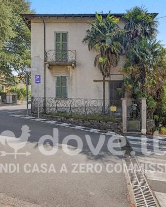 Casa indipendente di 200 m² con 5 locali e box aut