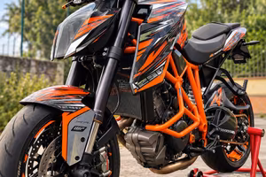 KTM 1290 SUPER DUKE R