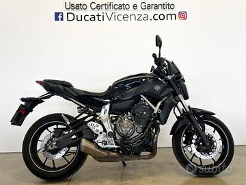 YAMAHA MT-07 MT-07