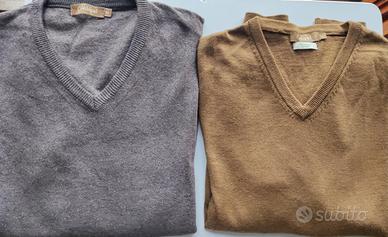 Set due maglioni a V