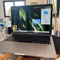 Apple Macbook Pro 13,3, Intel i5 1,4ghz, 8/128 SSD