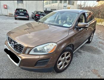 Volvo XC 60 2.4 D5 215cv AWD