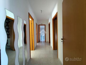 4 LOCALI A SANTA MARIA A VICO