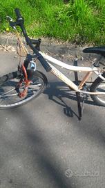 Bicicletta mtb 24