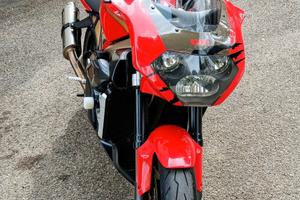 Aprilia tuono RSV 1000