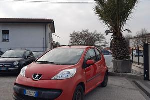 Peugeot 107 1.0 68 CV 12 mesi garanzia