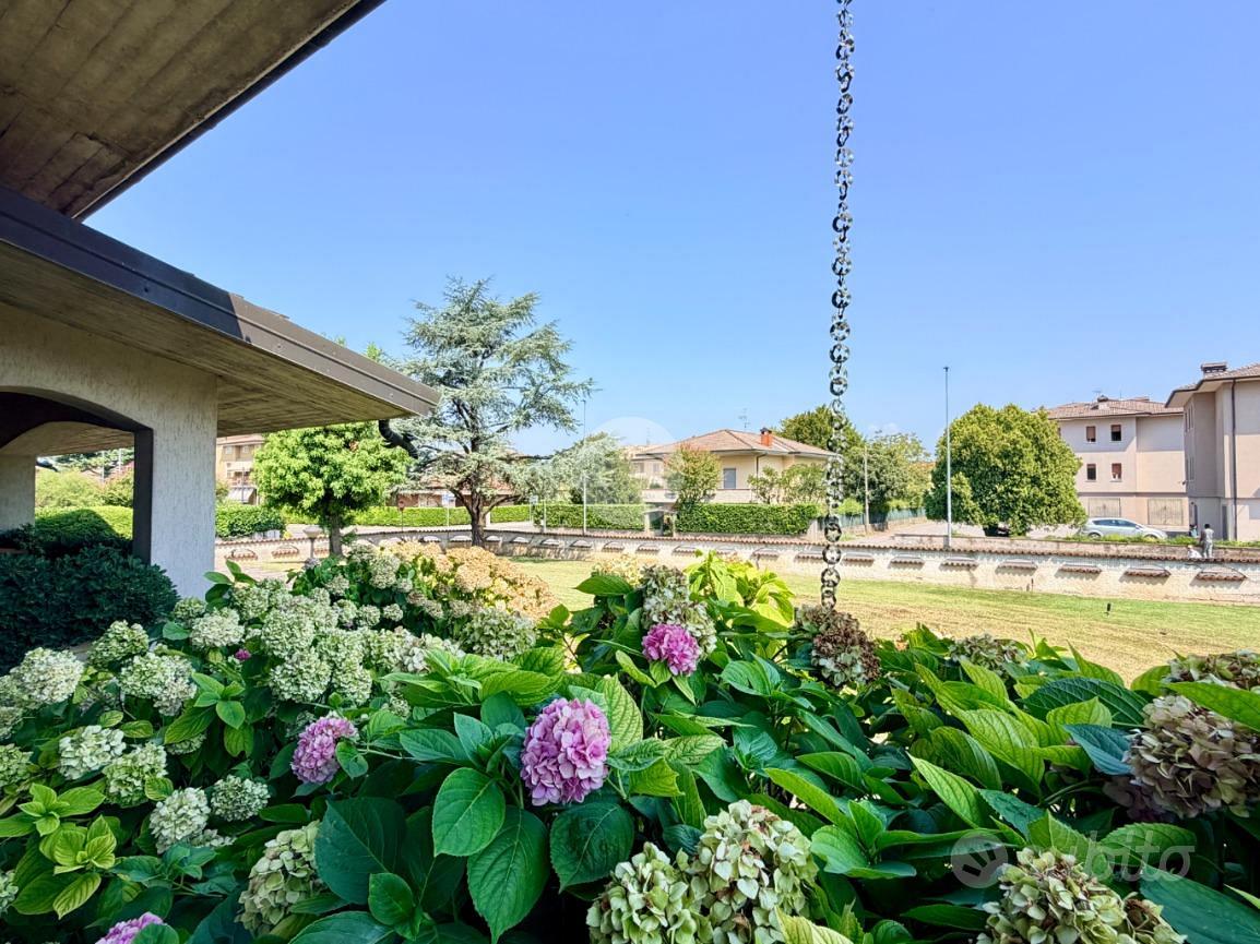 VILLA SINGOLA A PONCARALE - Vista 3
