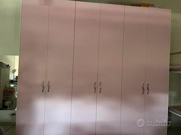 Cameretta tre letti e armadio