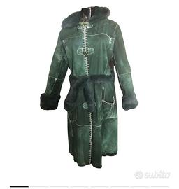 Cappotto vintage verde effetto vissuto in coniglio