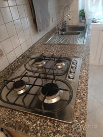 piano marmo con lavello e piano cottura 