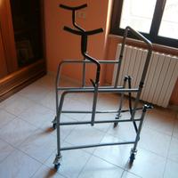 Deambulatore ascellare