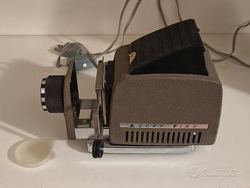 Proiettore per singole diapositive vintage 
