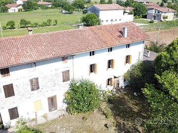 Indipendenza, verde e ampi spazi: casa abitabil...
