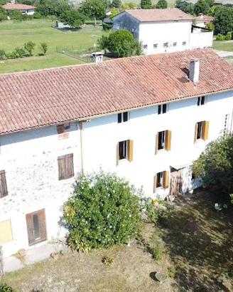Indipendenza, verde e ampi spazi: casa abitabil...