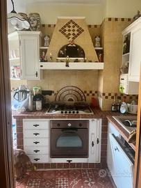 Cucina PERIMETRO in vero legno massello – occasion