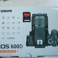 Fotocamera Canon EOS 600D + Accessori