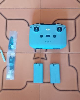 DJI Mini 4K con 2 Batterie