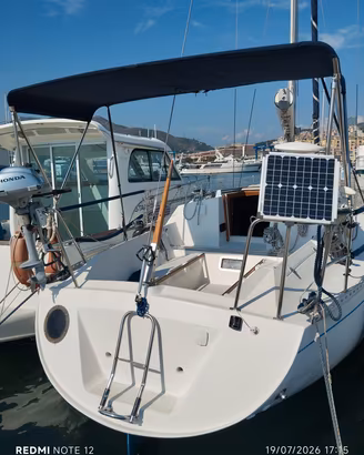 barca a vela Beneteau  First 9 m.