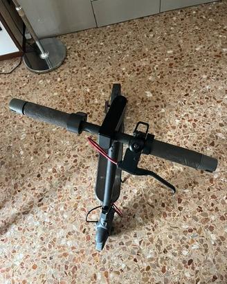 Monopattino elettrico Xiaomi Lite 4 NONFUNZIONANTE