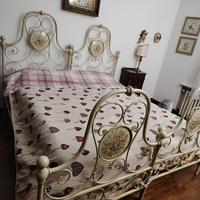 n.2 letti singoli in ferro battuto verniciato