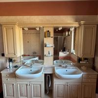 Mobile bagno con doppi lavabo