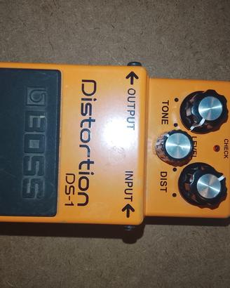Pedale BOSS DISTORSION DS-1