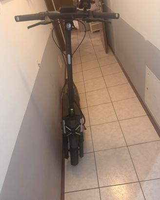 Monopattino elettrico segway zt3 pro