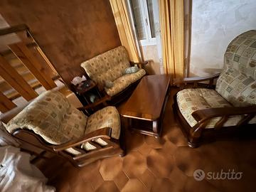 Salottino in legno