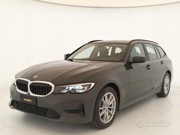 BMW 318d Touring mhev 48V Business Advantage auto 