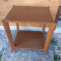 Porta TV. Tavolinetto. Con ruote