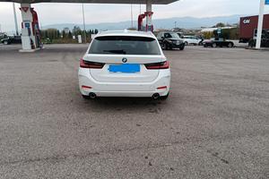 BMW SERIE 3 318d marzo 2023 km 42000!!