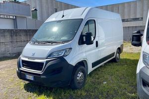 Peugeot Boxer 330 L1H1 2.2 BlueHDi 120cv S&S