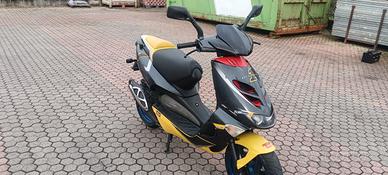 Aprilia SR Factory Racing 