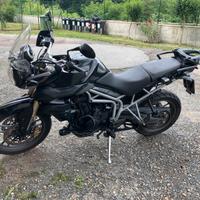 Triumph Tiger 800