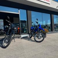 Yamaha WR 125 BLU O NERA