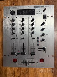 Mixer behringer