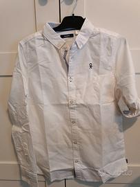 camicia bianca nuova