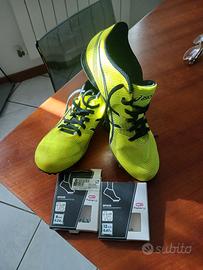 Scarpe chiodate atletica donna marca Asics