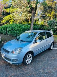Ford Fiesta 1.2 benzina