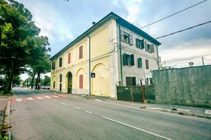 4 LOCALI A FORLIMPOPOLI