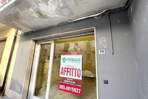 NEGOZIO A CEPAGATTI