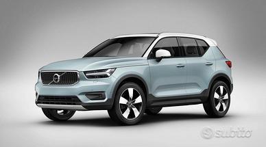 Volvo xc40 2019 frontale e portiere