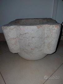 Antico Mortaio in marmo 